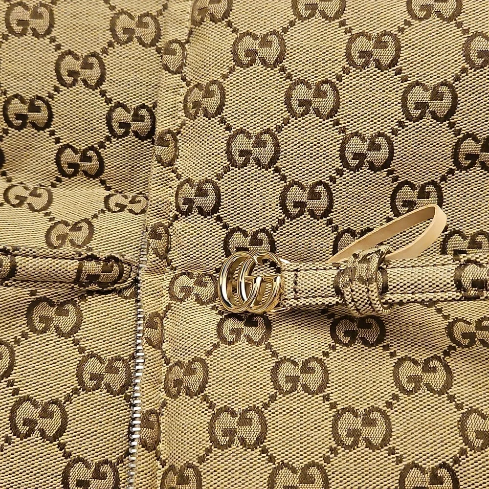 Gucci Beige Monogram Quilted Puffer Jacket - Picture 10 of 14